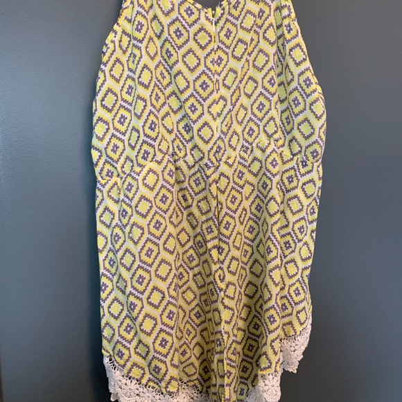 Romper - Picture 2 of 3